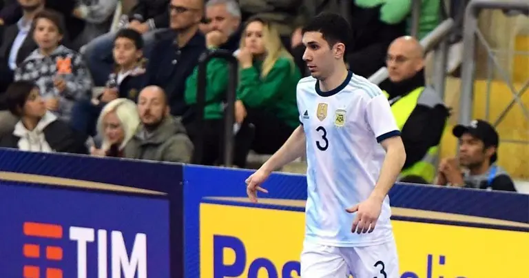 Lucas Tripodi jugando un amistoso con la selección de Argentina. Cedida.
