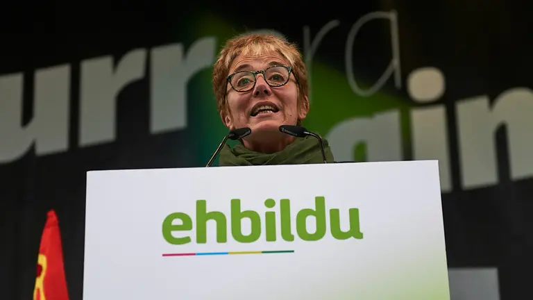 El coordinador general de EH Bildu, Arnaldo Otegi, ha participado en Pamplona en una manifestación por el Aberri Eguna junto a candidatos de Bildu como Isabel Pozueta MIGUEL OSÉS