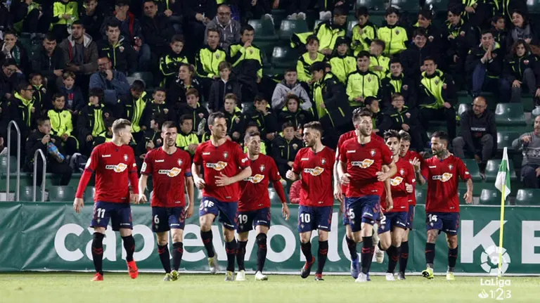 Partido de la LIga123 disputado en el Martínez Valero entre Elche y Osasuna. FOTO LA LIGA (20)