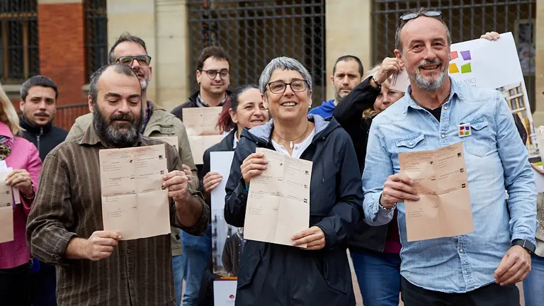 Los candidatos de Cambio-Aldaketa arrancan la campaña conjunta para las elecciones al Senado (06). IÑIGO ALZUGARAY