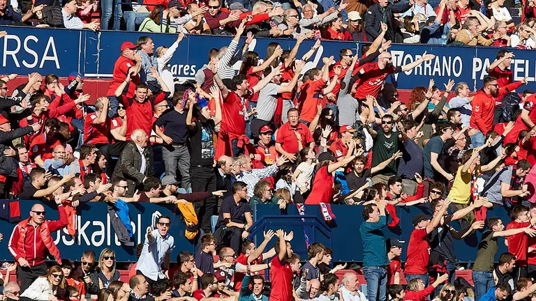 La grada de El Sadar durante el partido de la Liga 123 entre Osasuna y Albacete (01). IÑIGO ALZUGARAY