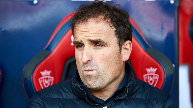 Jagoba Arrasate momentos previos antes del partido. MIGUEL OSÉS (1)