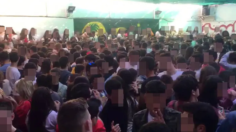 Unas 820 personas llenaban un bar en Azagra con capacidad máxima para 120. POLICÍA FORAL