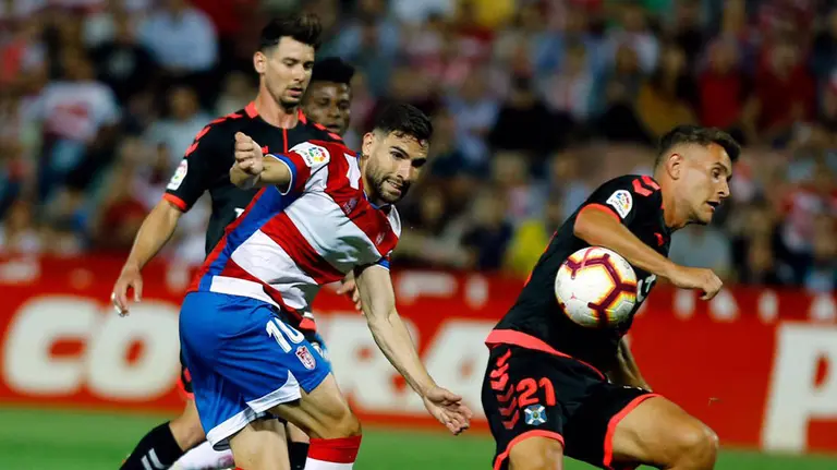 Partido Granada - CD Tenerife en Los Cármenes. @GranadaCdF.