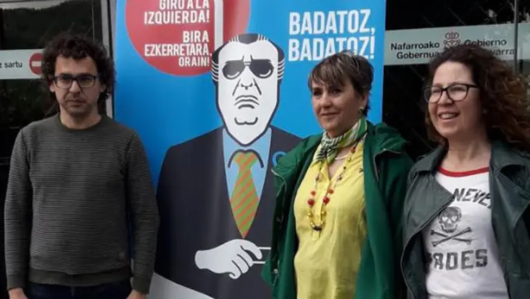 La candidata de I-E a la presidencia del Gobierno de Navarra, Marisa de Simón, junto a Txema Mauleón y Laura Jiménez CEDIDA