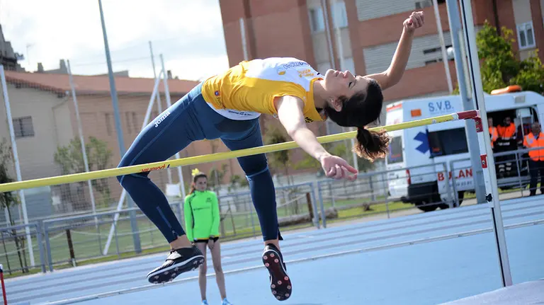 Izaskun Turrillas fue la mejor de la jornada en el estadio Larrabide. Cedida.