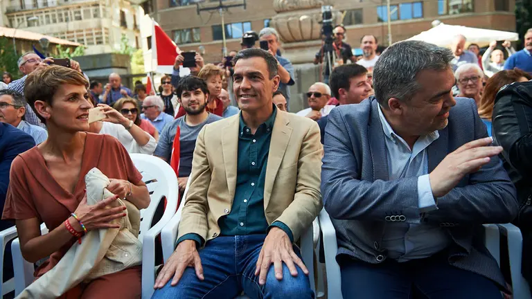 Visita del presidente Pedro Sanchez a los socialistas navarros para apoyar a las candidatas a la presidencia de Navarra, María Chivite y a la alcaldía de Pamplona, Maite Esporrín. MIGUEL OSÉS