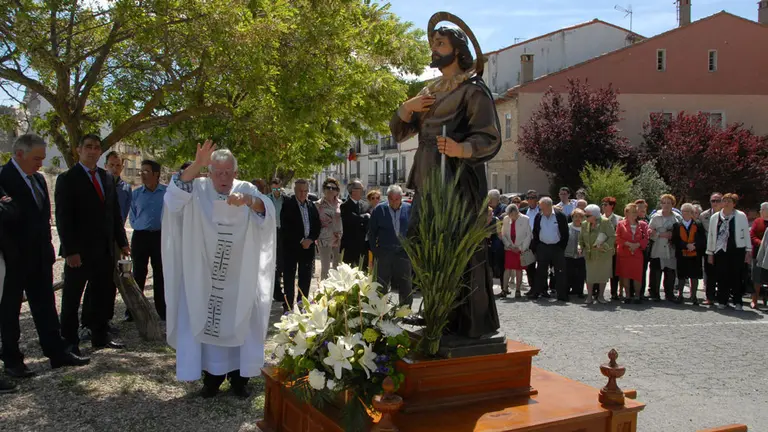 Los agricultores celebran San Isidro en Caparroso AMAYA LUQUI (3)