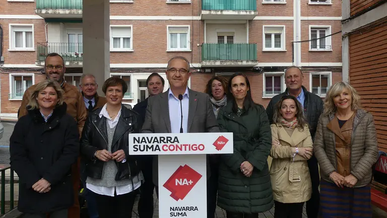 El candidato a la Alcaldía de Pamplona de UPN, Enrique Maya, interviene en La Milagrosa CEDIDA