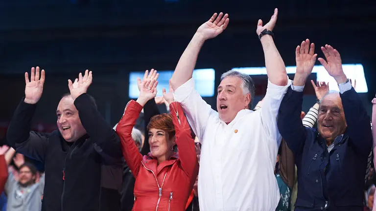 EH Bildu celebra su acto central de campaña con Joseba Asirón, Bakartxo Ruíz, Bel Pozueta y Pernando Barrena. PABLO LASAOSA 11