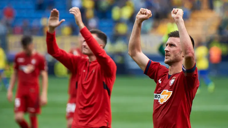 Partido entre Cádiz CF y Osasuna correspondiente a la jornada numero 39. MIGUEL OSÉS 35