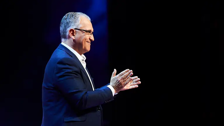 Javier Esparza y Enrique Maya intervienen en el acto central de campaña de Navarra Suma. PABLO LASAOSA 7
