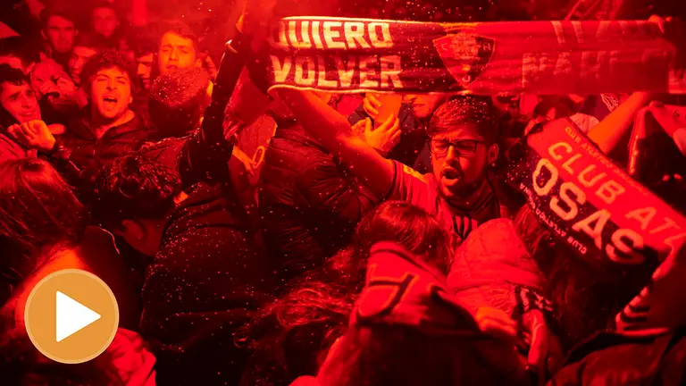 Celebración del ascenso de Osasuna en la plaza del Castillo PABLO LASAOSA