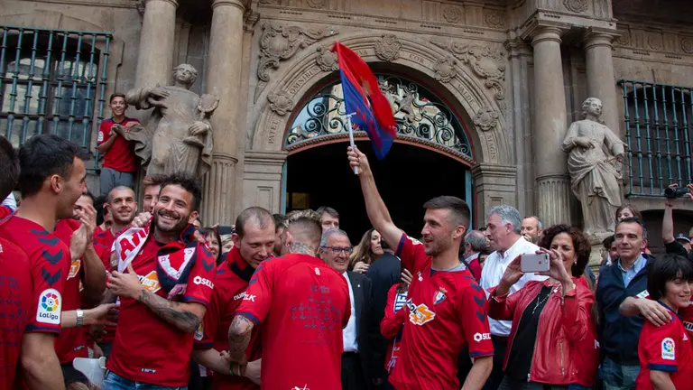 Osasuna en el Ayuntamiento de Pamplona. NOEMÍ VERA  _8