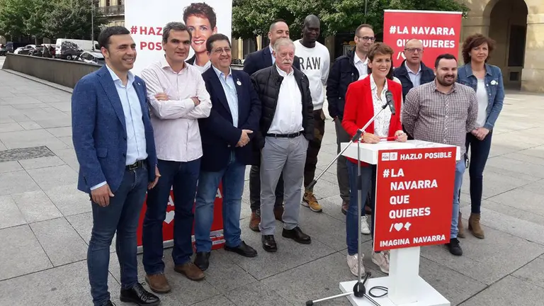 La socialista María Chivite durante un acto en la plaza del Castillo de Pamplona EUROPA PRESS