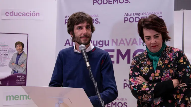 Podemos durante el acto posterior a las elecciones en su sede la Rochapea. NOEMÍ VERA