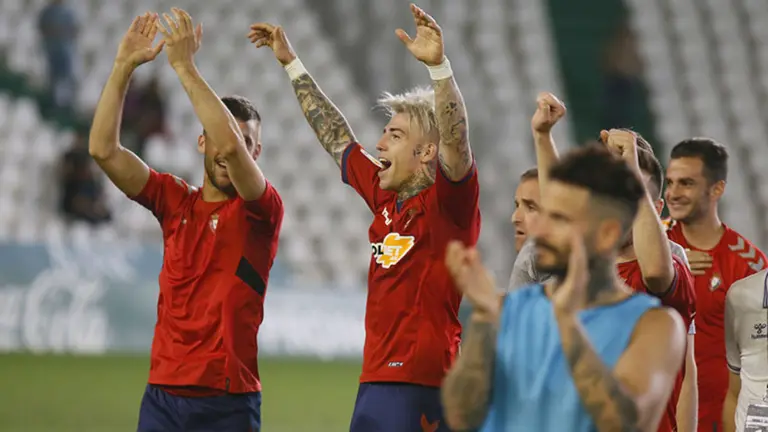 Osasuna celebra en Córdoba la victoria y el título de campeón de Segunda División. LALIGA