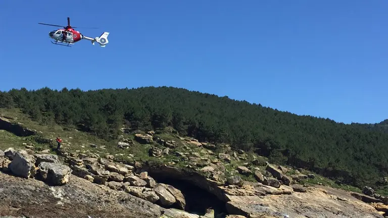 Los servicios de emergencia en la zona del suceso. TWITTER