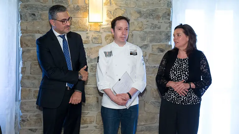 CaixaBank hace balance del primer año del servicio CaixaBank Wealth en Navarra El acto se ha celebrado en el lugar donde se presentó, en el restaurante El Molino de Urdániz IMAGEN CEDIDA