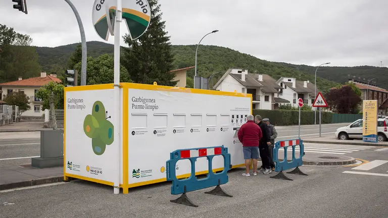 El punto limpio instalado en Zubiri. CEDIDA