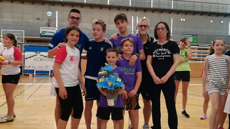 Los ganadores de la Copa Primavera de Bádminton en Estella. Cedida.