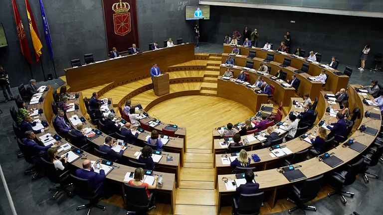 Comienzo de la X Legislatura del Parlamento de Navarra con su sesión constitutiva y la elección de la presidencia y la Mesa de la cámara. IÑIGO ALZUGARAY