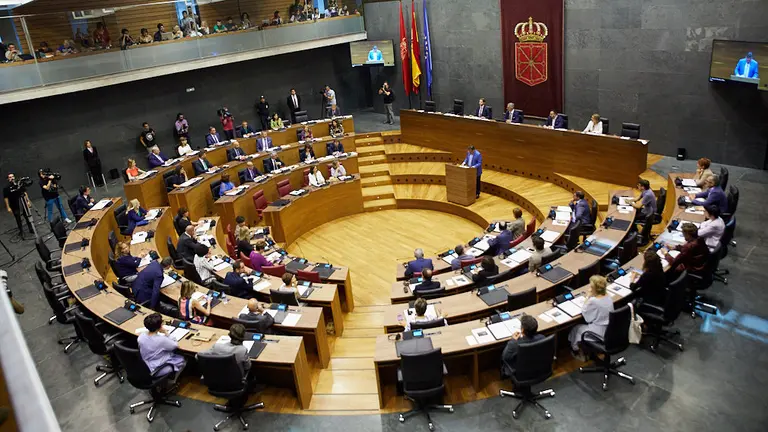 Comienzo de la X Legislatura del Parlamento de Navarra con su sesión constitutiva y la elección de la presidencia y la Mesa de la cámara. IÑIGO ALZUGARAY