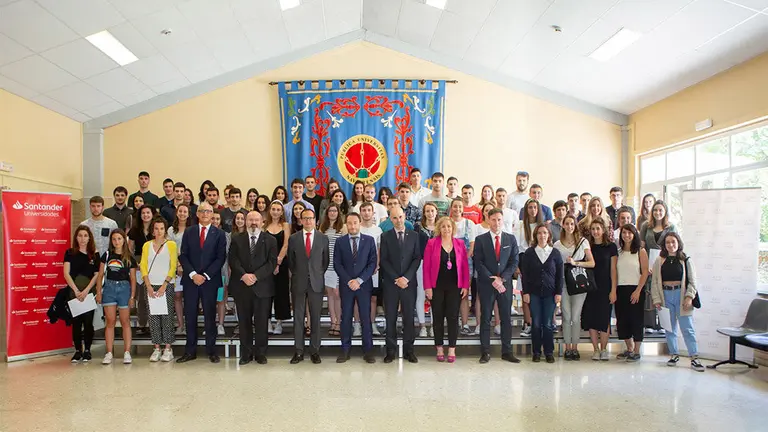 Becas Santander en la UPNA. CEDIDA