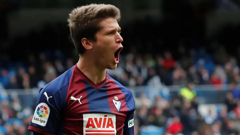 Marc Cardona celebra un gol