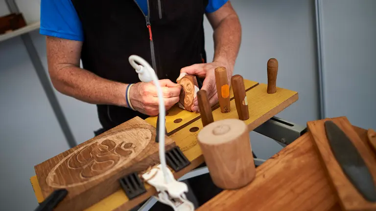 Feria de Artesania en la Plaza del Castillo de Pamplona. MIGUEL OSÉS