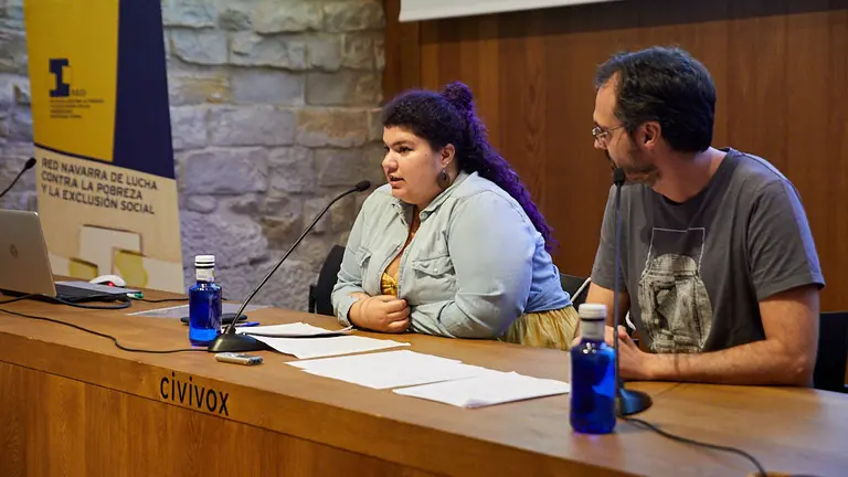 La Red Navarra de Lucha contra la Pobreza y la Exclusión Social analiza las medidas propuestas por los partidos políticos que han logrado representación en el Parlamento foral. IÑIGO ALZUGARAY