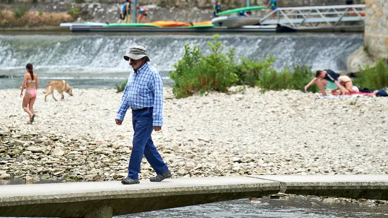 Ola de calor en navarra que podrian traer temperaturas de hasta 40º. MIGUEL OSÉS