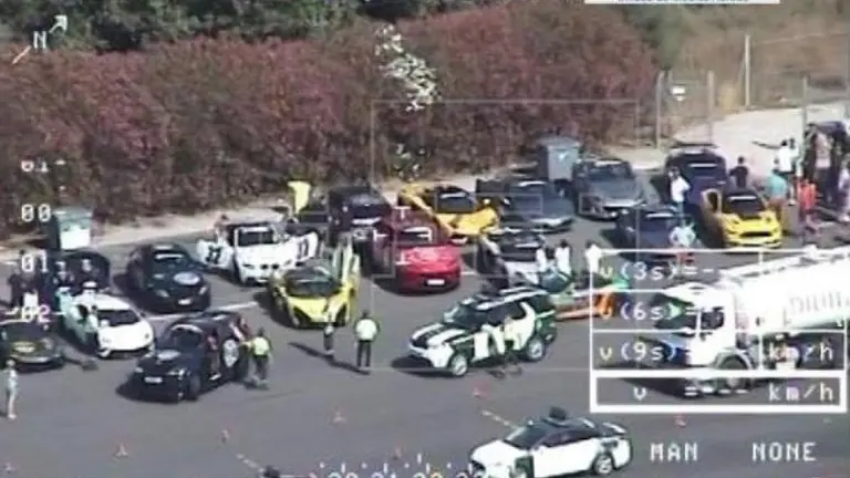 Imagen del operativo del rally a su paso por Valencia. CEDIDA