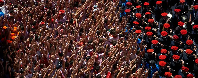 Chupinazo de los Sanfermines de 2019 en la Plaza del Ayuntamiento. MIGUEL OSÉS