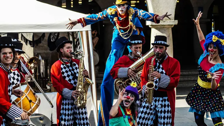 Una compañía gallega trae a Pamplona el mejor espectáculo del mundo a Carlos III. CEDIDA