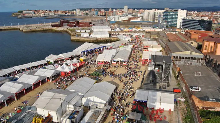 parque atracciones Semana Negra, Gijón