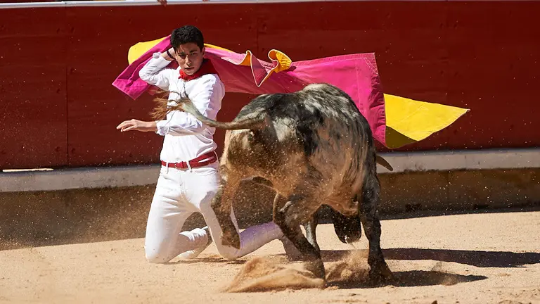 Jornada de toros en familia en el coso pamplones durante los sanfermines de 2019. MIGUEL OSÉS