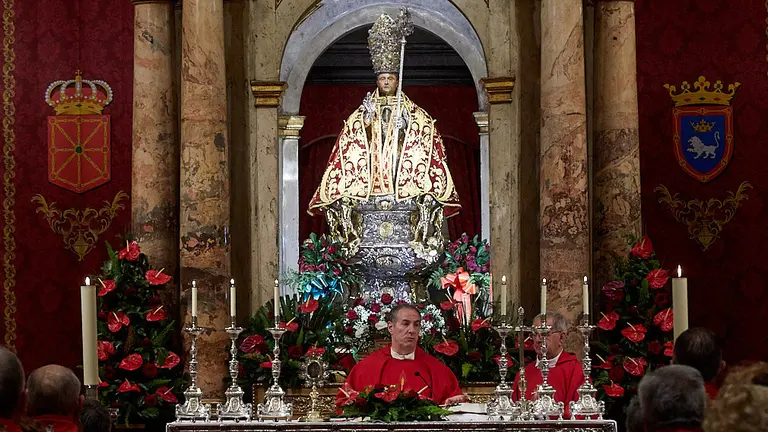 Misa en la Capilla de San Fermín con motivo del Día de las Personas Mayores en los Sanfermines 2019. IÑIGO ALZUGARAY