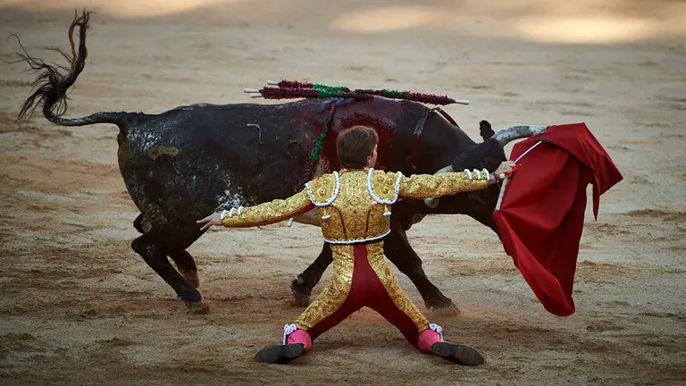 Octava y última corrida de la feria del toro de San Fermín de 2019 con los toros de la ganadería de Miura para los diestros Rafaelillo, Octavio Chacón y Juan Leal. MIGUEL OSÉS