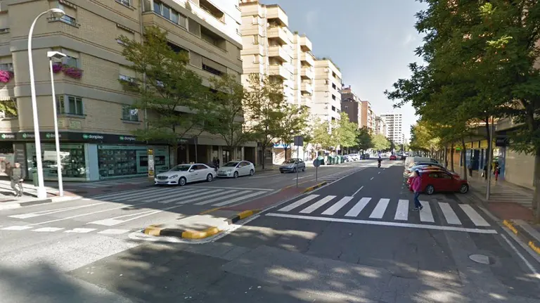 Imagen del paso de cebra en el cruce entre la calle Iturrama e Iñigo Arista ARCHIVO