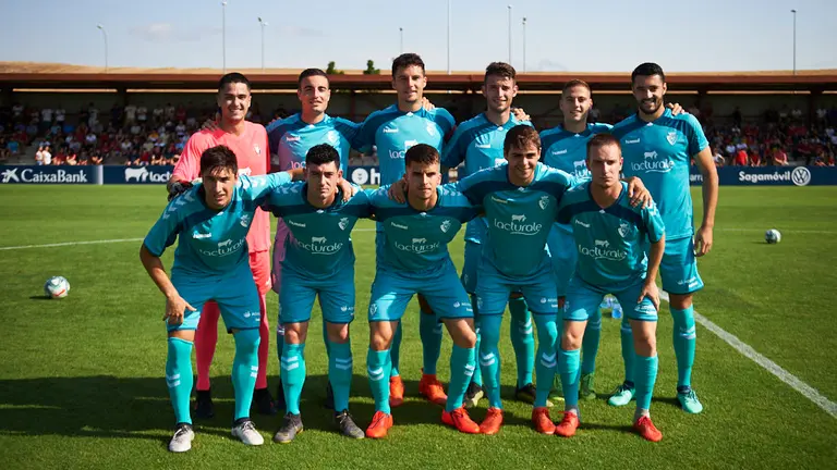 Osasuna se enfrenta a Osasuna Promesas en un partido amistoso de pre temporada. PABLO LASAOSA
