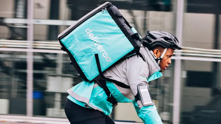Un 'rider' de Deliveroo. DELIVEROO