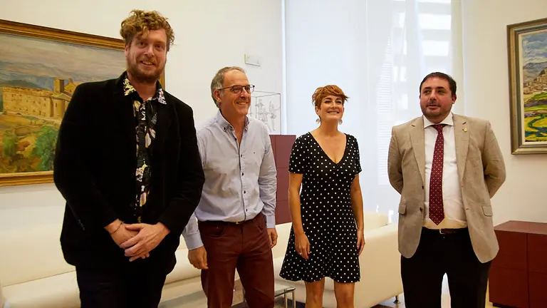 Ronda de consultas del presidente del Parlamento con la delegación de EH Bildu. IÑIGO ALZUGARAY