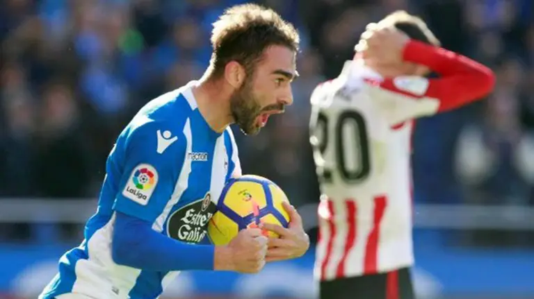 Adrián López durante su época como jugador del Deportivo EFE CABALAR
