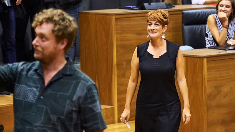 Sesión de investidura de la socialista María Chivite en el Parlamento de Navarra. MIGUEL OSÉS