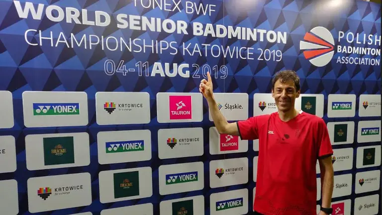 Jose Luis Morcillo, jugador del Azpilagaña badminton y participante en el Campeonato del Mundo Senior de Polonia