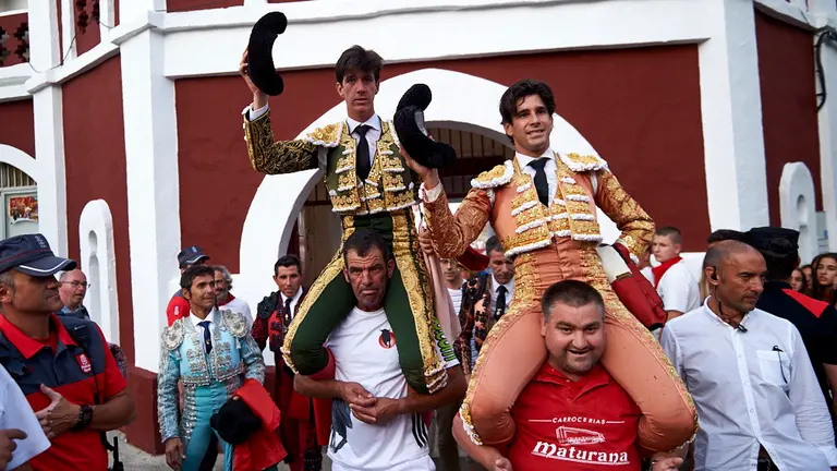 Corrida de toros de las fiestas de Estella 2019 con la ganadería de Buenavista para los diestros Esaú Fernandez, López Simón y Joaquín Galdós. MIGUEL OSÉS