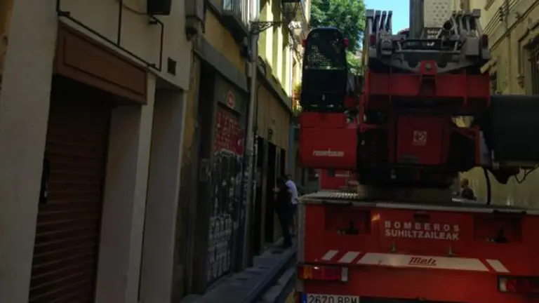 Incendio en la cocina de un bar de la calla San Francisco de Pamplona BOMBEROS DE NAVARRA