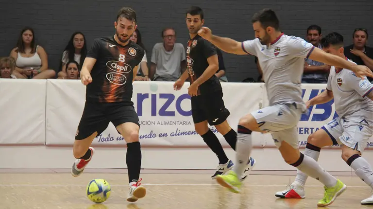 Derrota pretemporada Aspil-Vidal ante Levante UD