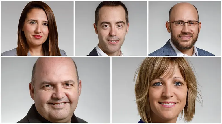 De izquierda a derecha Vera Villafranca, Álvaro Valderrama, Fermín Laspeñas, Julio Iturri y Leire Ochoa, nombrados jefes de gabinete del Gobierno de Navarra.